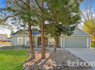 21490 E Aberdeen Dr, Centennial, CO 80015