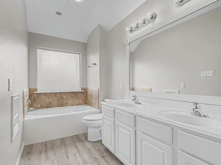 19206 Terra Forest Ct — Photo 17