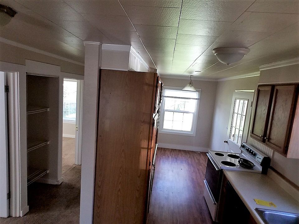 kitchen open to hall way