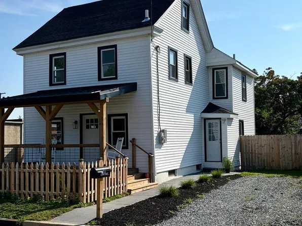 11 Cherry St, Pedricktown, NJ 08067