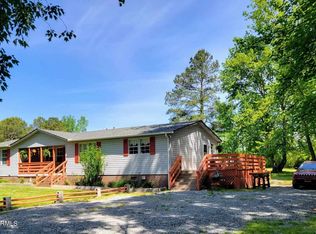 589 Drumhill Rd, Gates, NC 27937