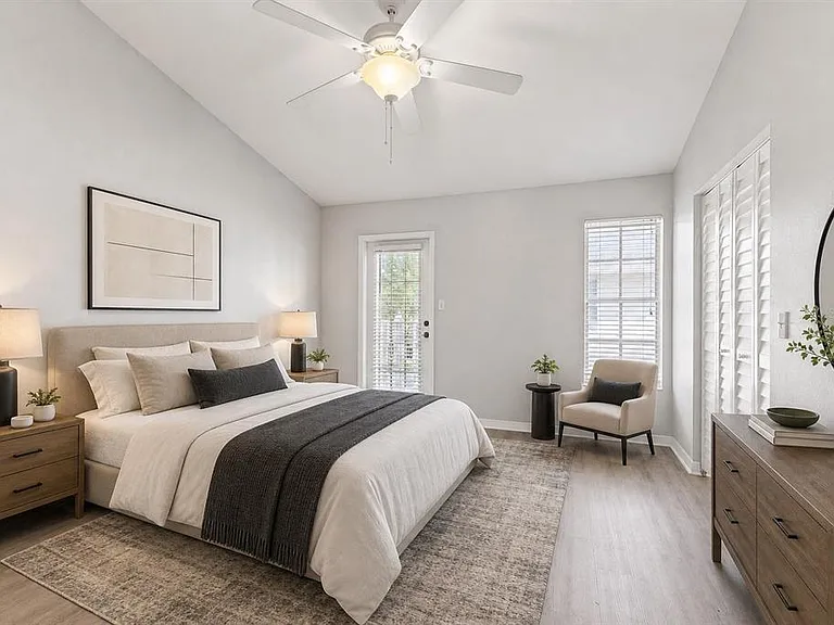 502 S Willow Ave #6 — Photo 14