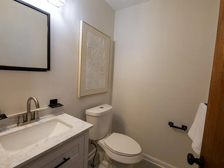 2146 Bryanston Crescent St — Photo 17