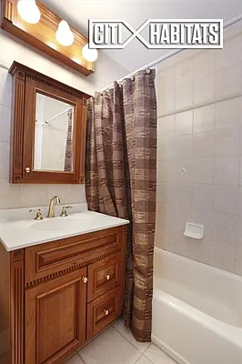 Sold by Citi Habitats | media 4