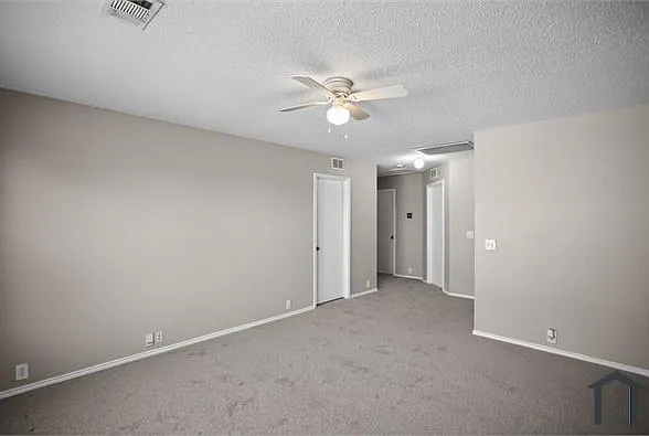 4608 Merlot Dr — Photo 23