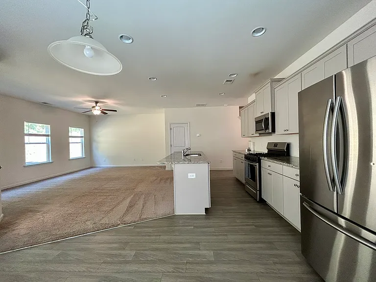 194 Bryon Ln — Photo 18