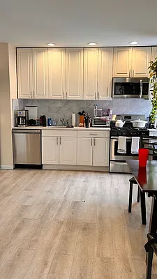 Rented by Keller Williams NYC | media 3