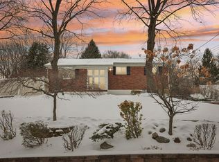 17 Silver Birch Ln, Pearl River, NY 10965