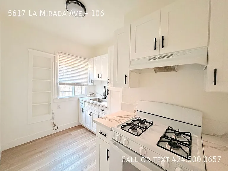 5617 La Mirada Ave — Photo 5