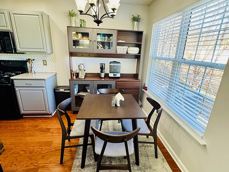 133 Oak Grove Pl — Photo 4