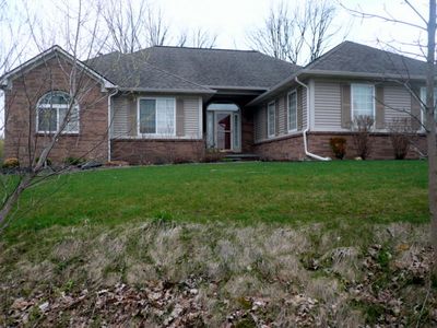 764 Layman Creek Cir, Grand Blanc, MI, 48439