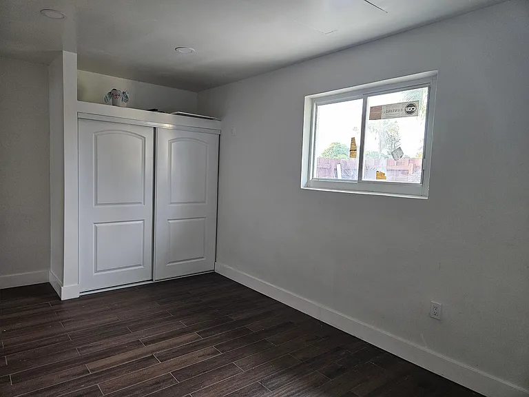 424 SW 74th Ave — Photo 5