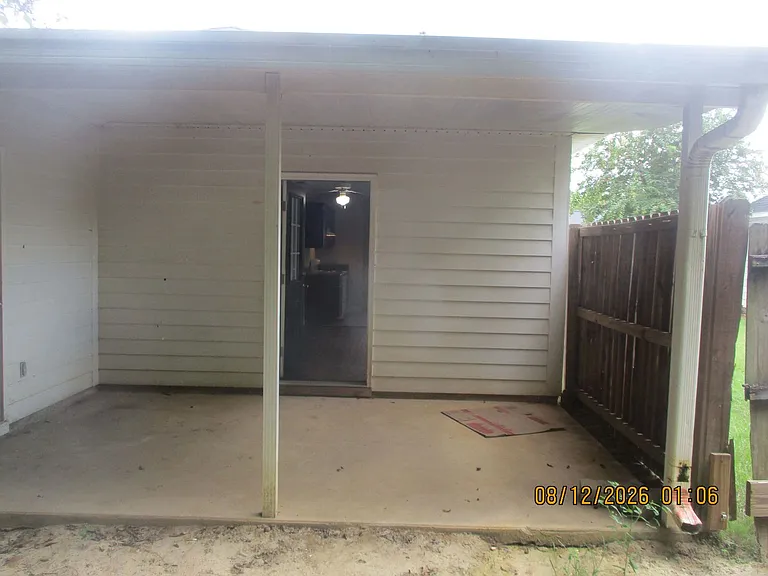 113 Laurelwood Ct — Photo 3