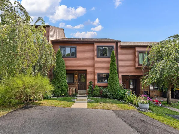 5408 Pinehurst Dr, Wilmington, DE 19808