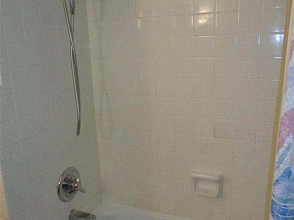 5th image of 2277 Trenton St