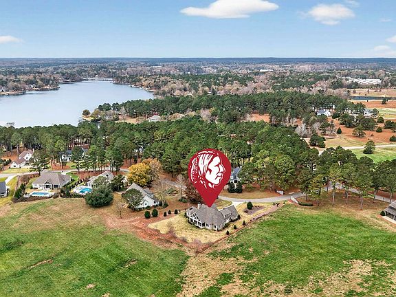 4th image of 103 Wildwood Dr