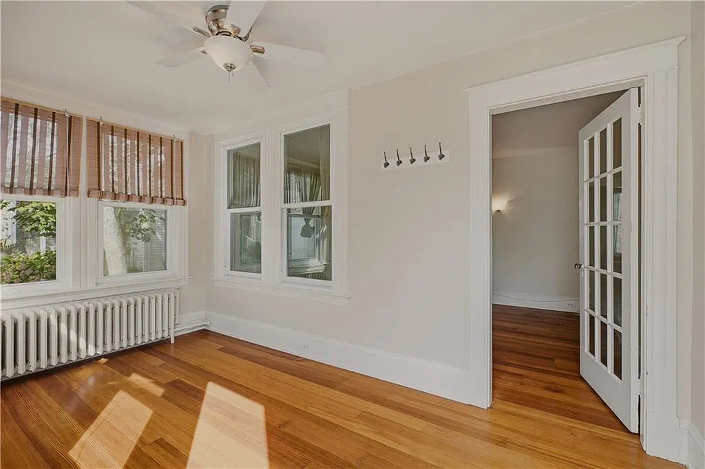 2 bed, 1.0 bath, 1300 sqft, $2,800 — Photo 2