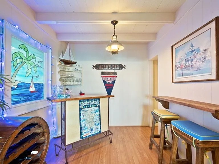 1128 E Balboa Blvd — Photo 23