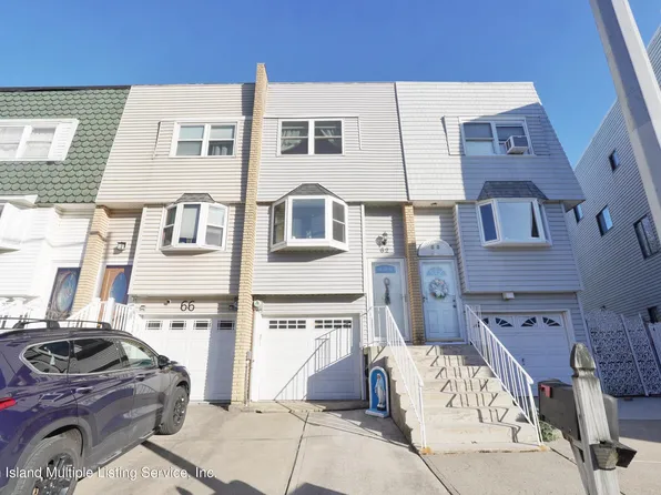 62 Daffodil Ct, Staten Island, NY 10312
