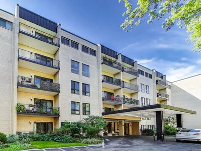 221 N Kenilworth Ave APT 105, Oak Park, IL, 60302