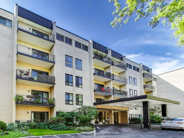221 N Kenilworth Ave APT 105, Oak Park, IL 60302