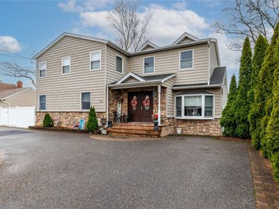 94 New Hampshire Avenue, Massapequa, NY, 11758
