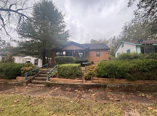 805 W Clayton St, Hugo, OK 74743