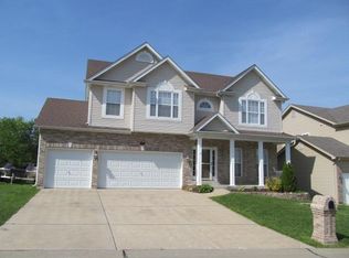 1150 Silverwillow Ct, Fenton, MO 63026
