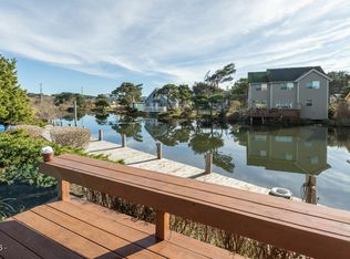 180 SE Highway 101 APT 7, Lincoln City, OR 97367