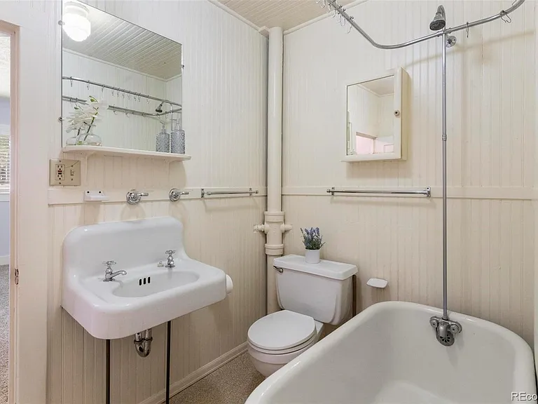 1711 S Cascade Ave — Photo 7
