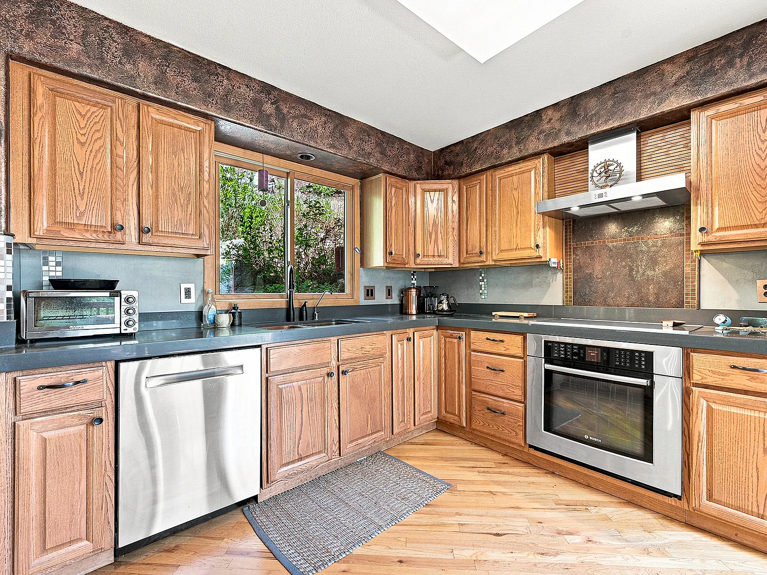 Aspen Drive, 551 - 1 — Photo 4