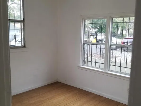(undisclosed Address), Los Angeles, CA 90037