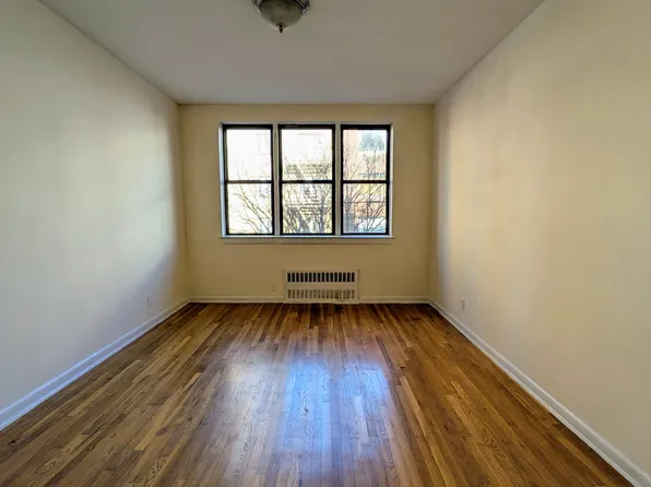 408 East 83rd Street image 1 of 7