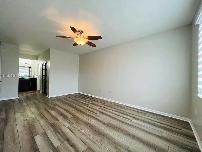 6944 SW 39th St #B203 — Photo 16