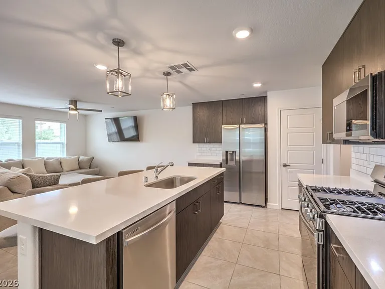 344 Banished Ave #2 — Photo 8