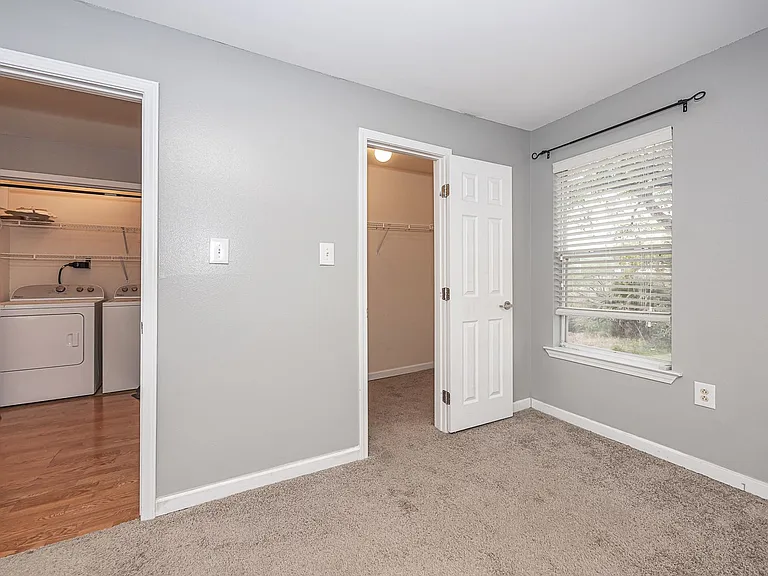 2421 Beachview Dr #G-13 — Photo 32
