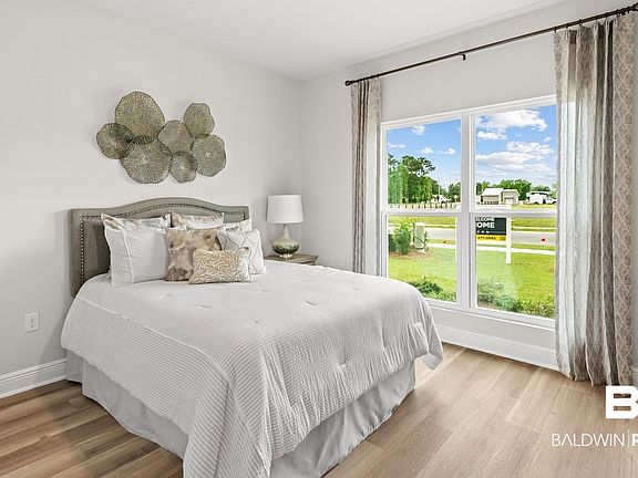 3rd image of 27899 Azalea Gardens Dr