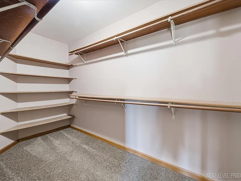13 Saddlewood Ct — Photo 22