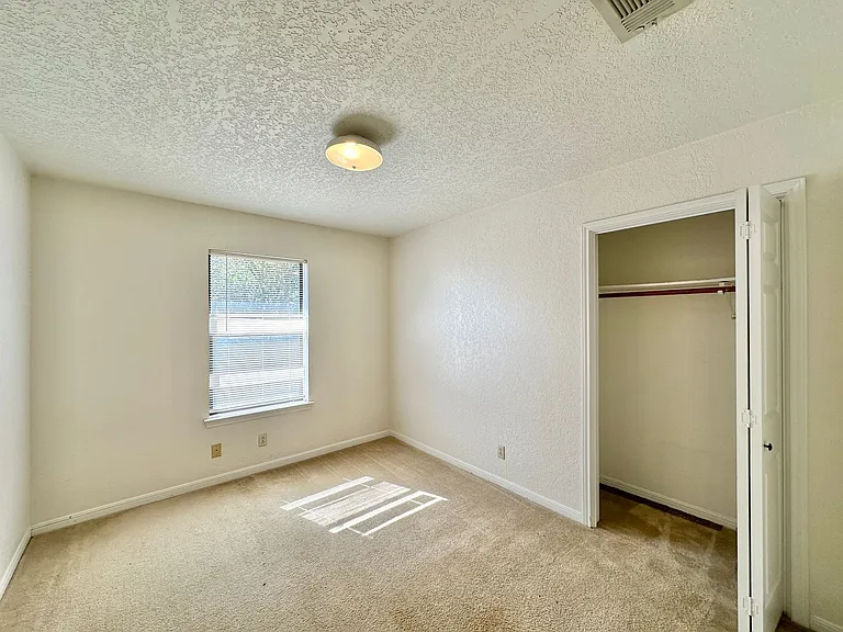 1114 Boulder Run — Photo 31