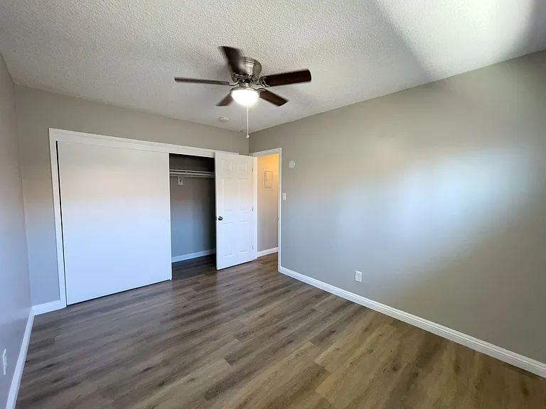 514 W Huntington Dr #Q — Photo 8