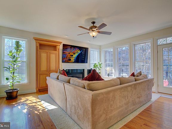 5th image of 7690 Oak Field Ct