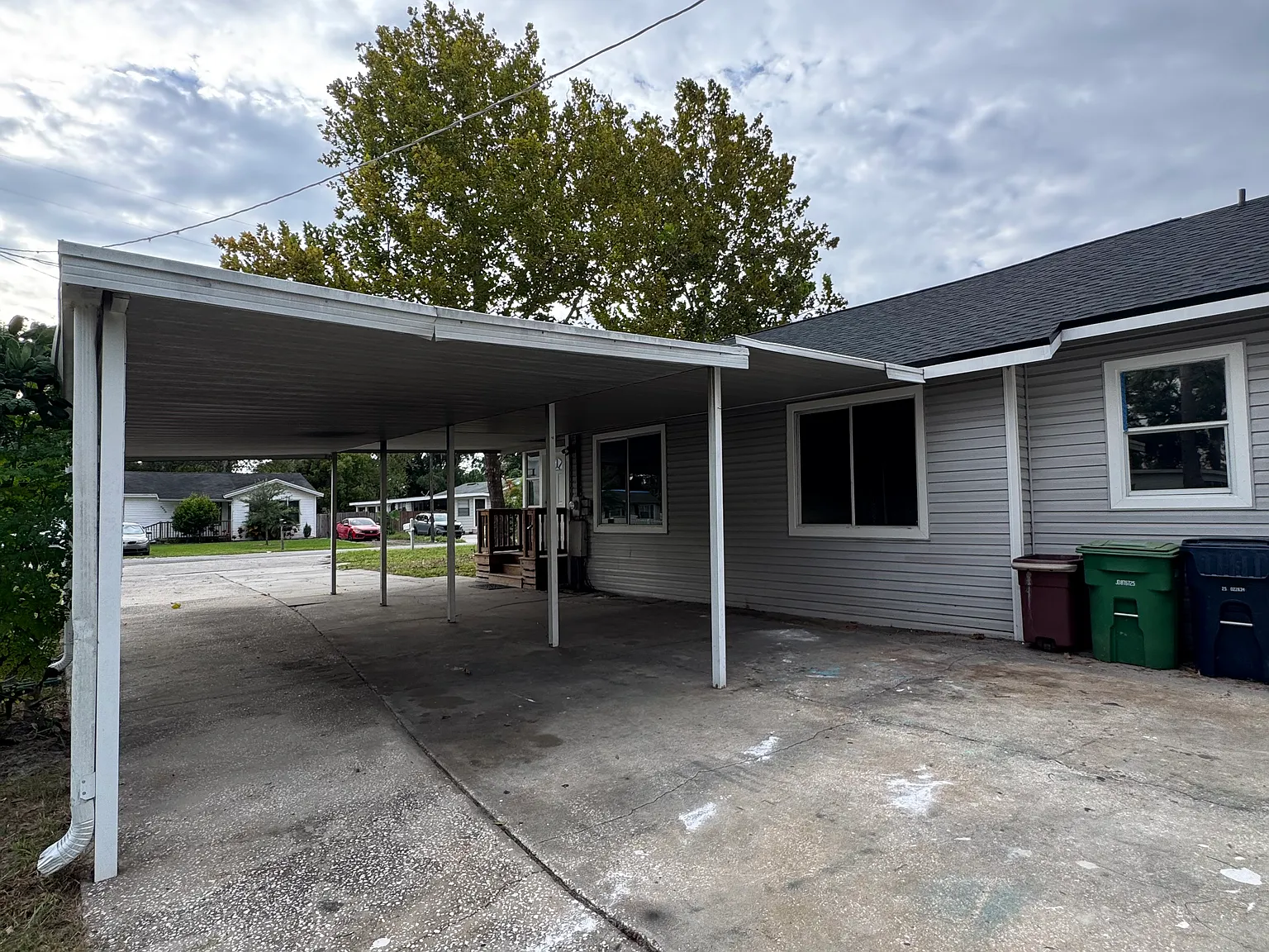 6809 N Blvd — Photo 3
