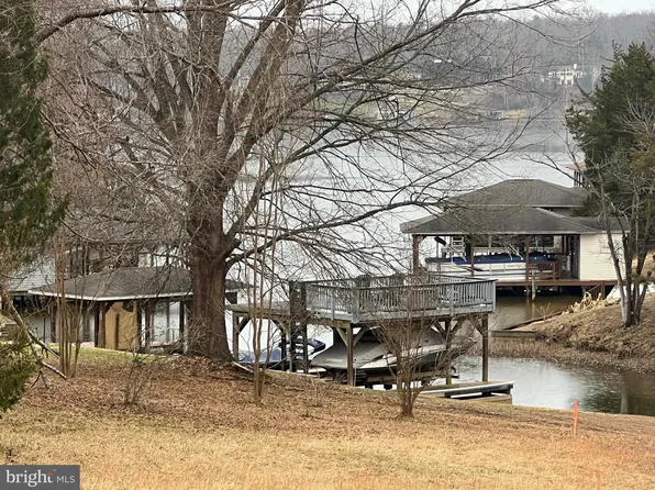 5400 Spinnaker Way, Mineral, VA 23117