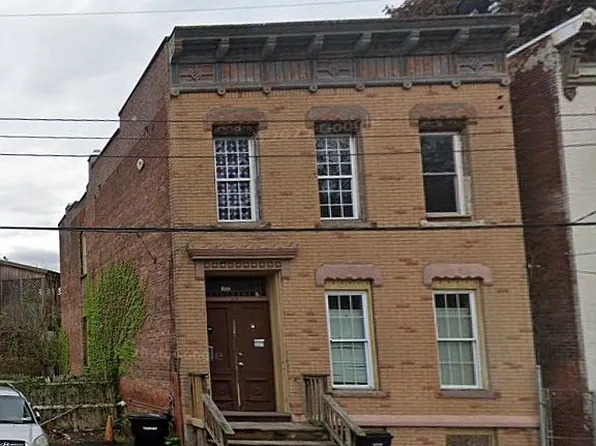 1032 6th Ave #2, Troy, NY 12180
