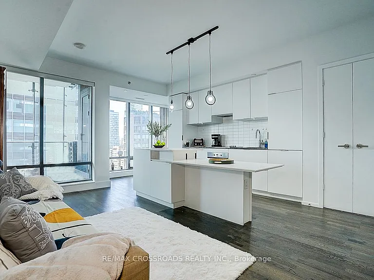 5 Saint Joseph St #1604 — Photo 21