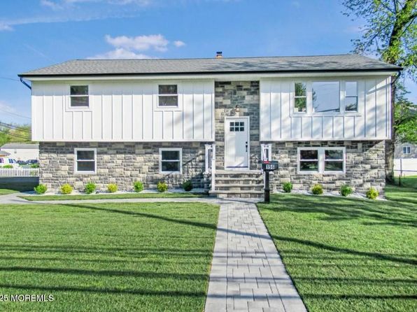 156 Cliffwood Ave W