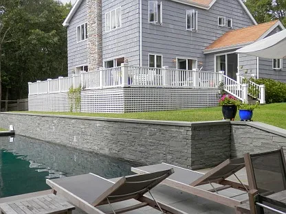 East Hampton Village Fringe — Photo 3