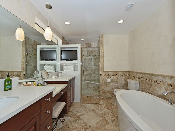 2nd image of 11147 Carlota St