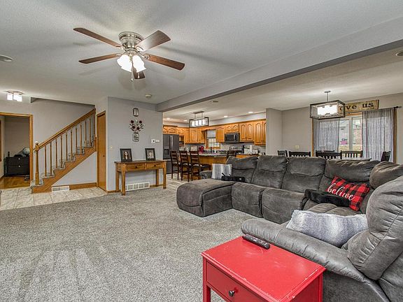 5th image of 80 Zephyr Street