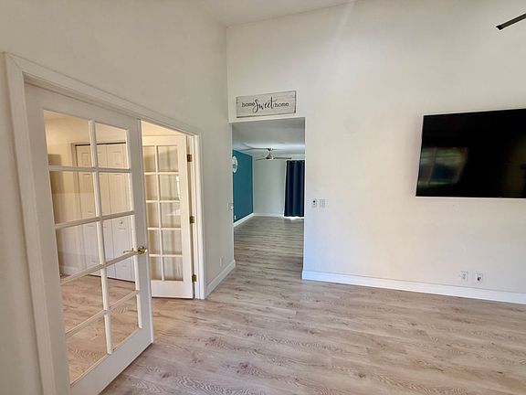 3rd image of 7350 Thayer Ct